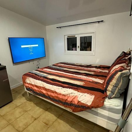 Appartement Mignon リヴリー・ガルガン エクステリア 写真