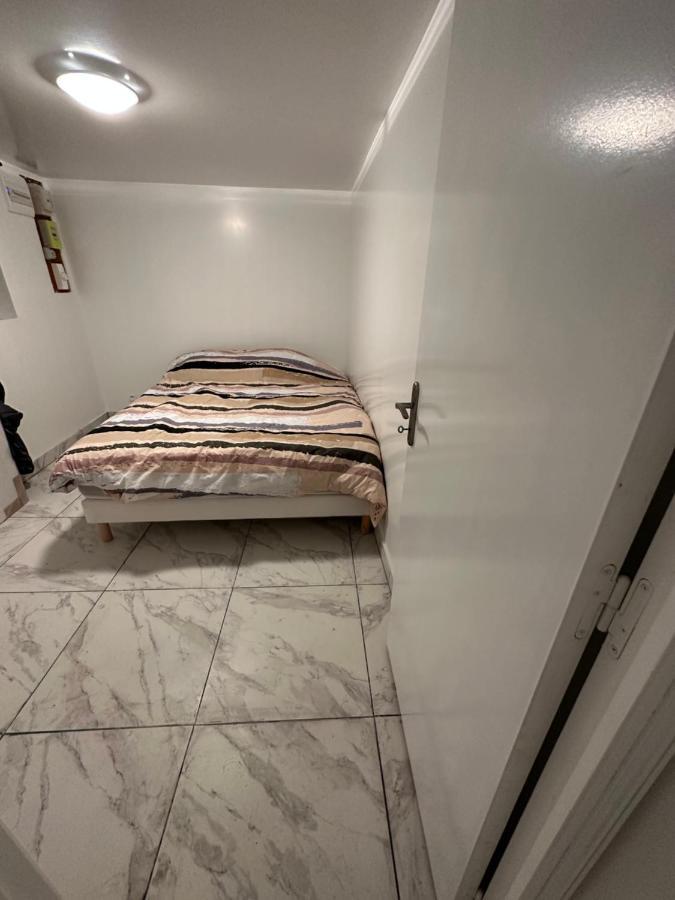 Appartement Mignon リヴリー・ガルガン エクステリア 写真